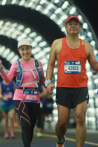 BIB: 45275, 42615
                            <button type="button" onclick="openModal(21213704)" class="btn btn-primary btn-sm float-right btn-popup" data-toggle="modal" data-target=".modal-high-quality">
                        <i class="fas fa-shopping-cart"></i> Add to Cart
                    </button>
                                            <button type="button" onclick="isThisMe(21213704, true)" class="btn btn-success btn-sm float-right btn-popup btn-isme hidden" data-toggle="tooltip" data-placement="bottom" title="นี่คือรูปของคุณใช่ไหม คลิกที่นี่เพื่อเอาเข้าอัลบั้ม">
                        <i class="fas fa-plus"></i> Add to album
                    </button>
                    <button type="button" onclick="isThisMe(21213704, false)" class="btn btn-warning btn-sm float-right btn-popup btn-isnotme hidden">
                        <i class="fas fa-ban"></i> Remove from album
                    </button>